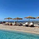 Mira Paros - Luxury Parászporosz