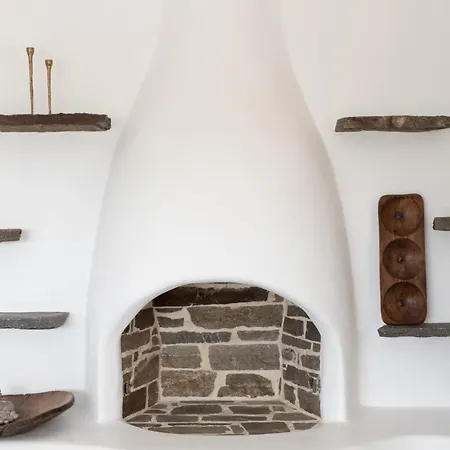 Mira Paros - Luxury Параспорос