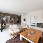 Villa Mira Paros - Luxury