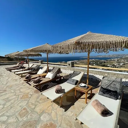 Mira Paros - Luxury