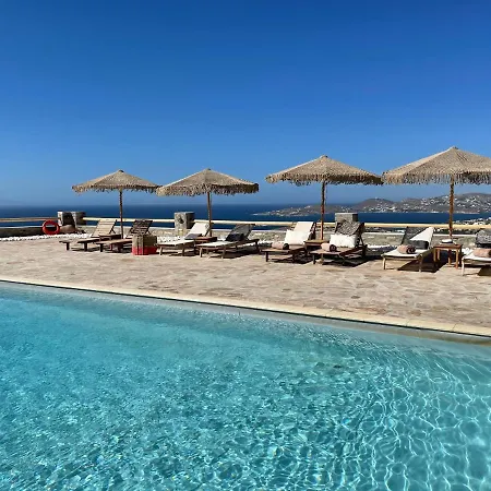 Mira Paros - Luxury