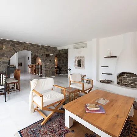 Villa Mira Paros - Luxury