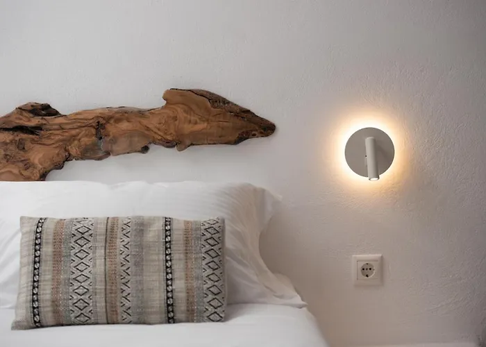 Mira Paros - Luxury *