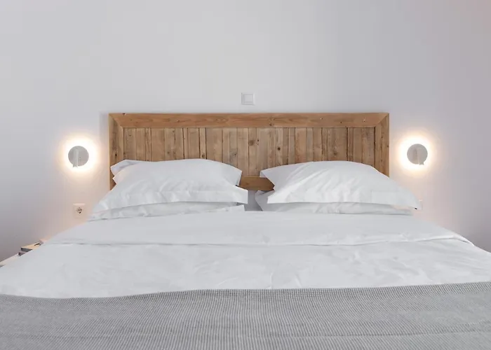 Mira Paros - Luxury Villa Parasporos